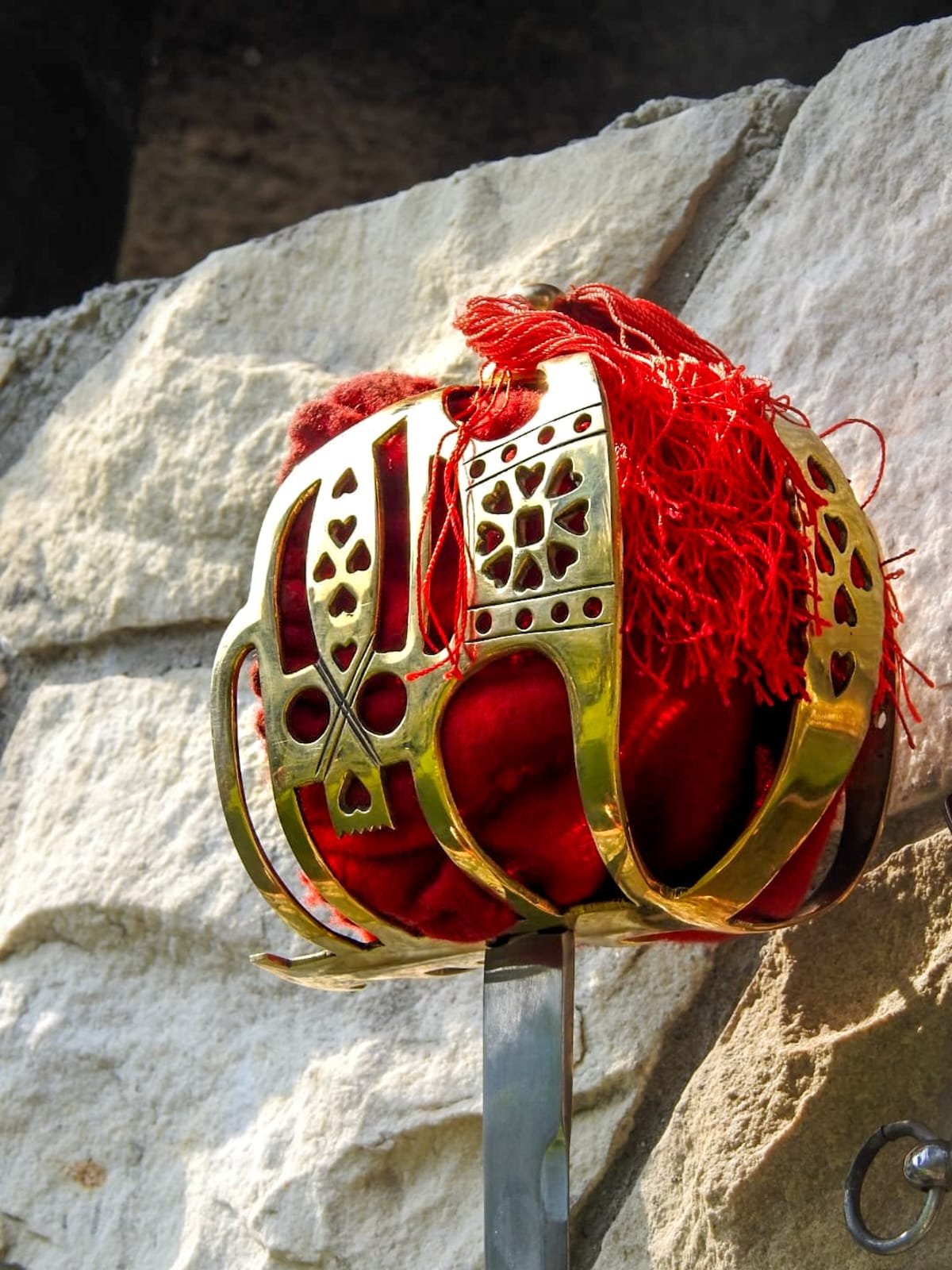 Scottish Claymore Broad Sword and Scabbard